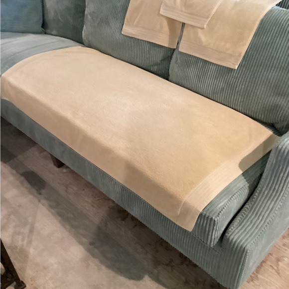 Towel Set - Picture 3 of 5